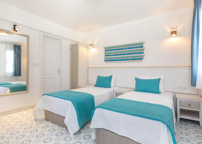 Hotel Monza House 2*