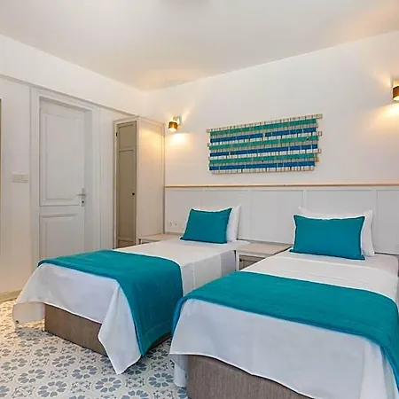 Monza House מלון Siğacık