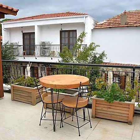 Monza House