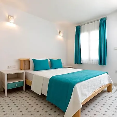 Monza House מלון Siğacık
